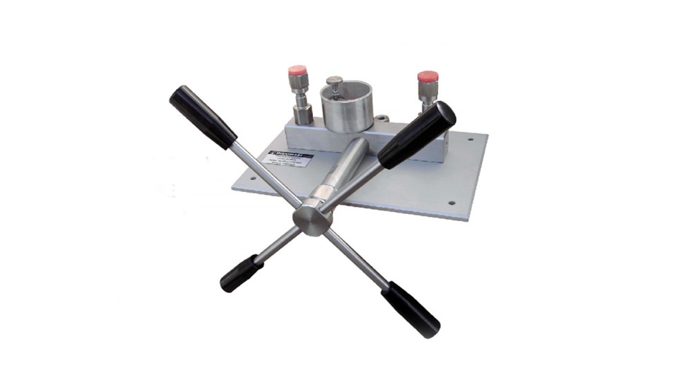 PRESSURE COMPARATOR MODEL: PCM800
